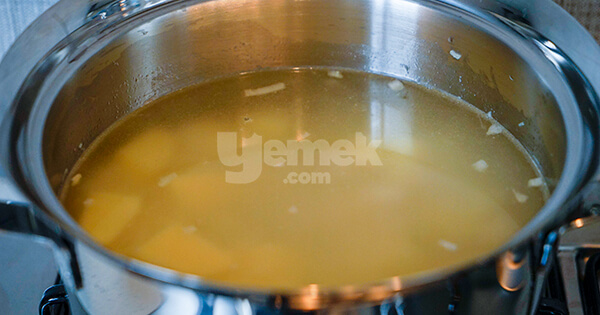 Patates Çorbası - Hazırlanışı 3