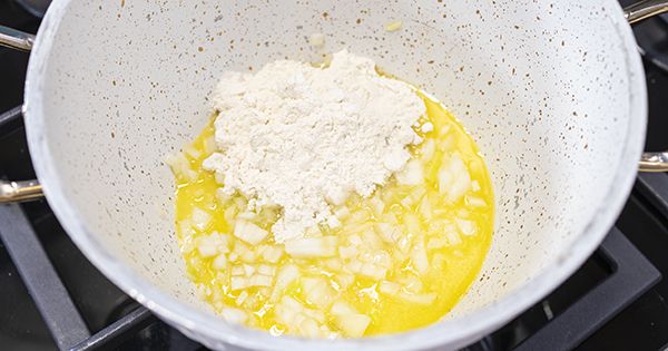 Tavuk Çorbası - Hazırlanışı 3