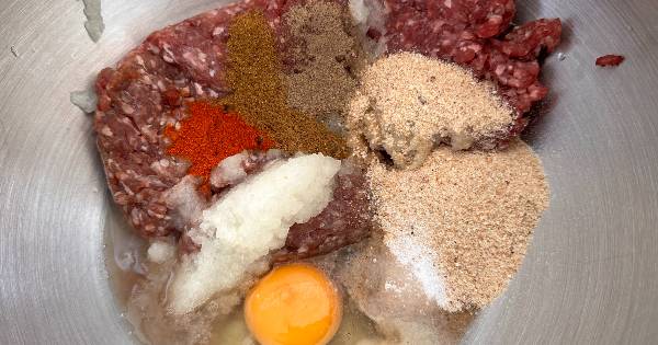 Yoğurtlu Köfte - Hazırlanışı 1