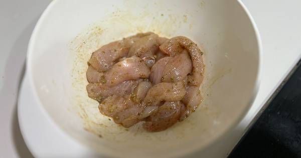 Tavuklu Çökertme Kebabı - Hazırlanışı 1