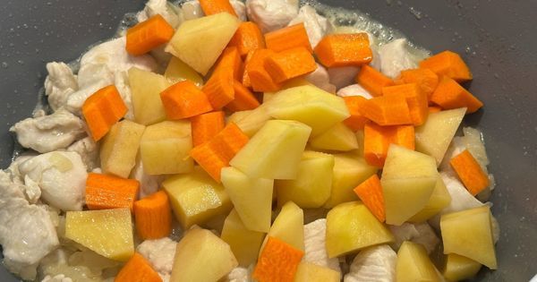 Tavuklu Tas Kebabı - Hazırlanışı 3